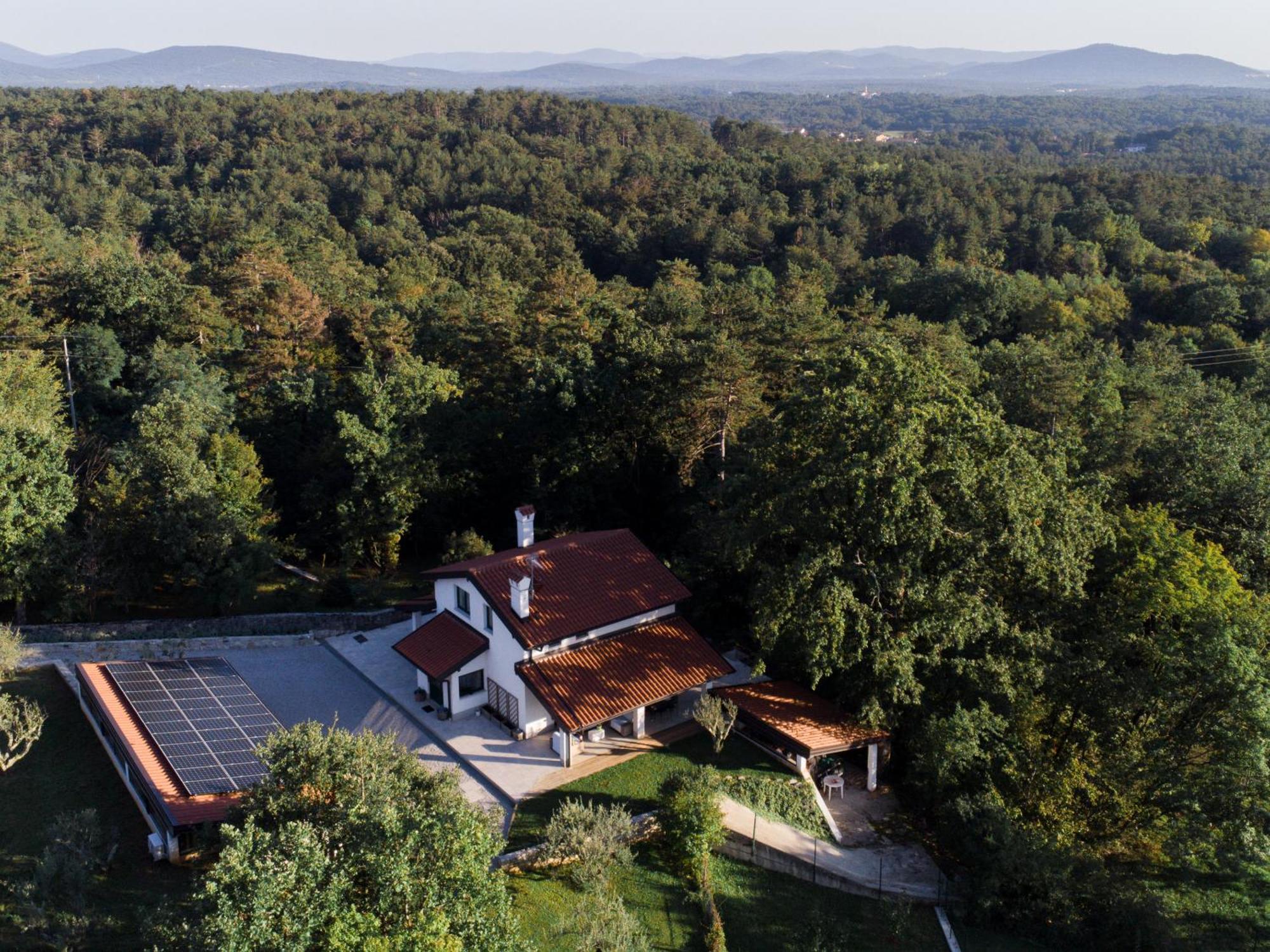 9B-The Resort Sezana Exterior photo