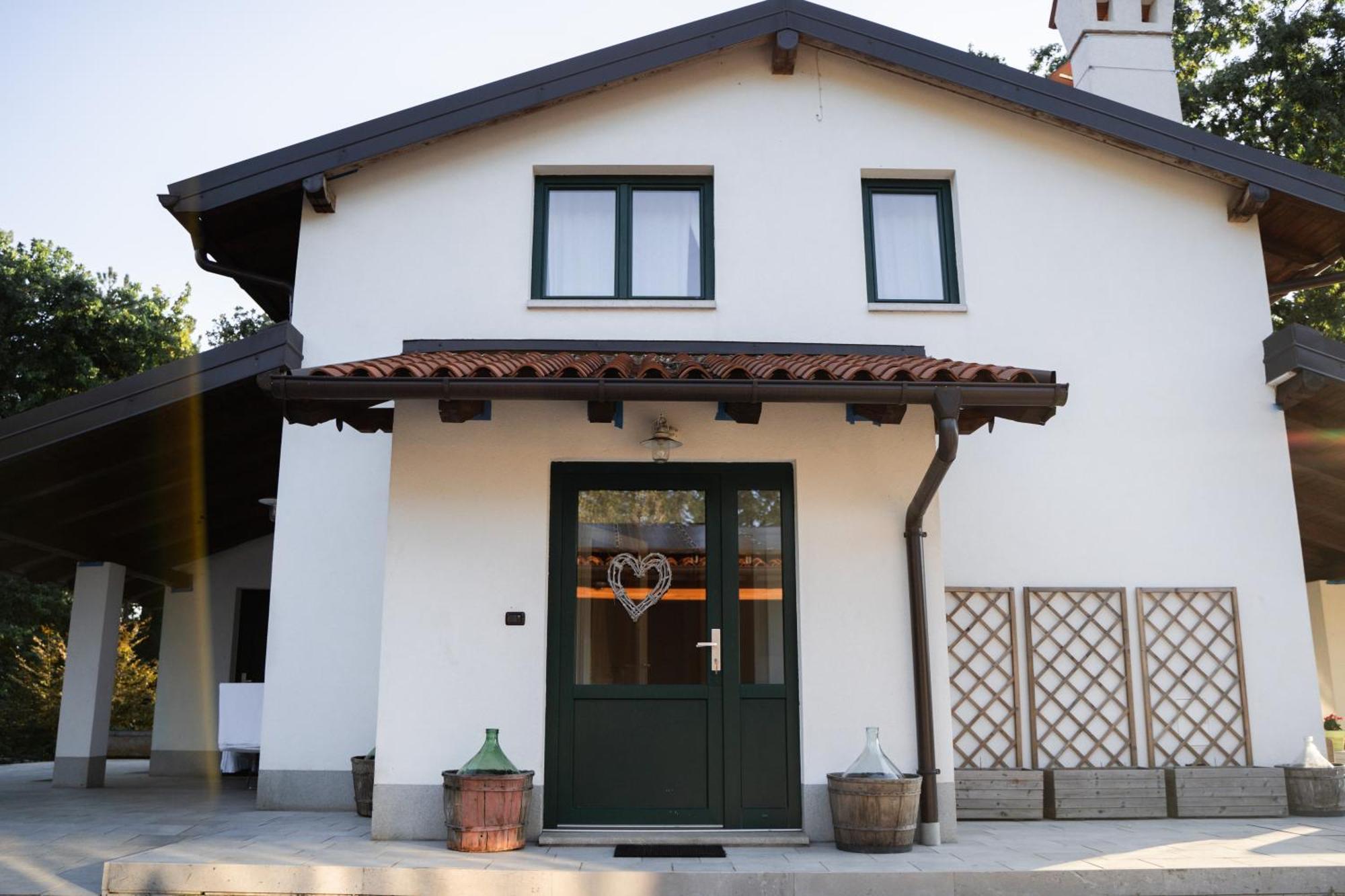 9B-The Resort Sezana Exterior photo